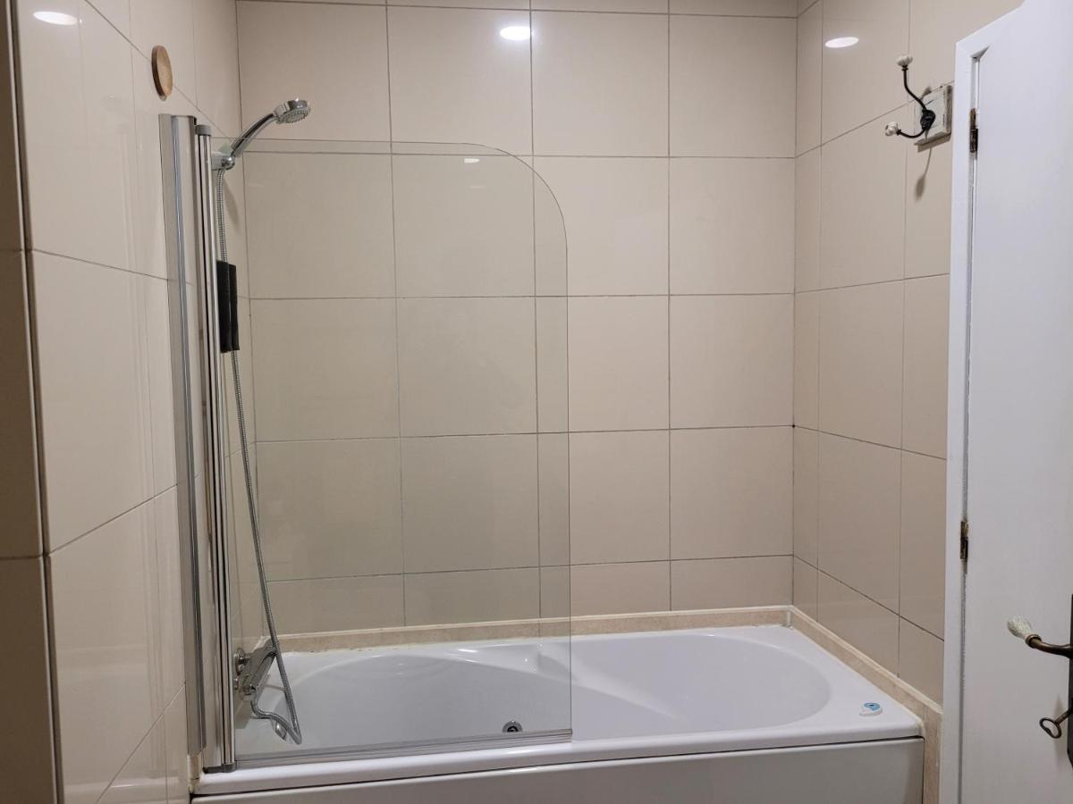 Charm City Center Apt 140M2 & Free Parking Apartment Braga Luaran gambar