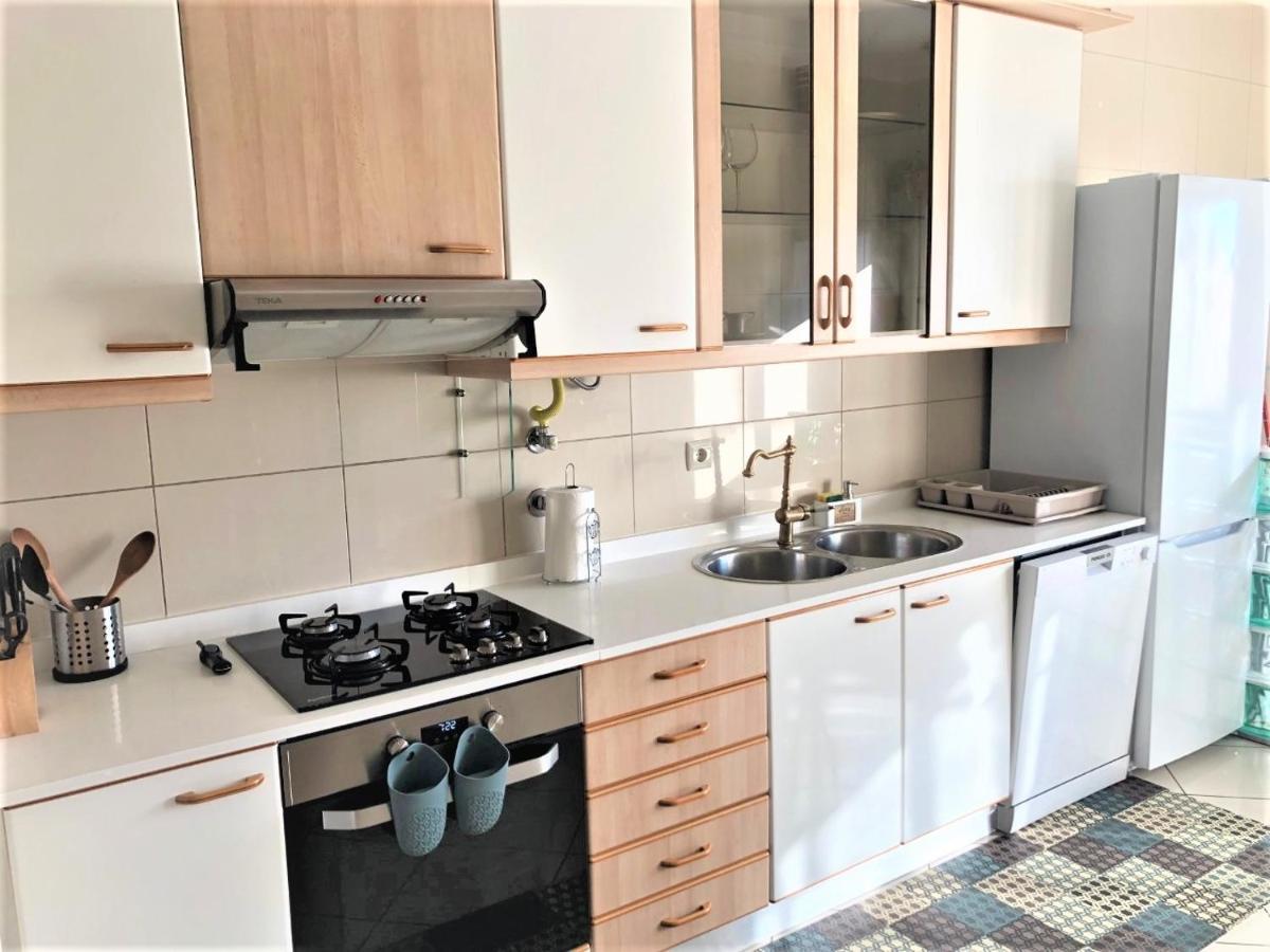 Charm City Center Apt 140M2 & Free Parking Apartment Braga Luaran gambar